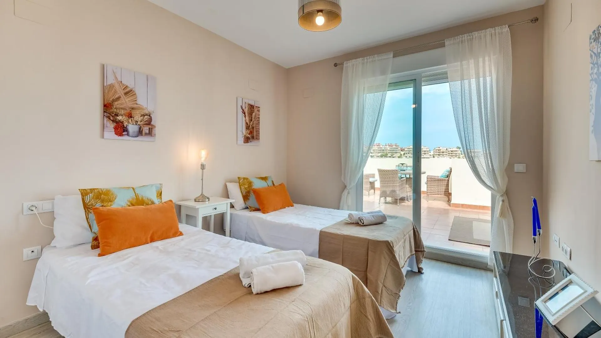 Huge Penthouse Seaviews Gateaway Lejlighed Mijas Spanien