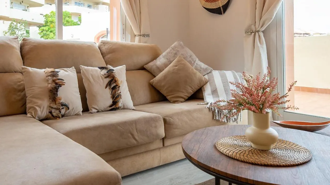 Huge Penthouse Seaviews Gateaway Apartment Mijas